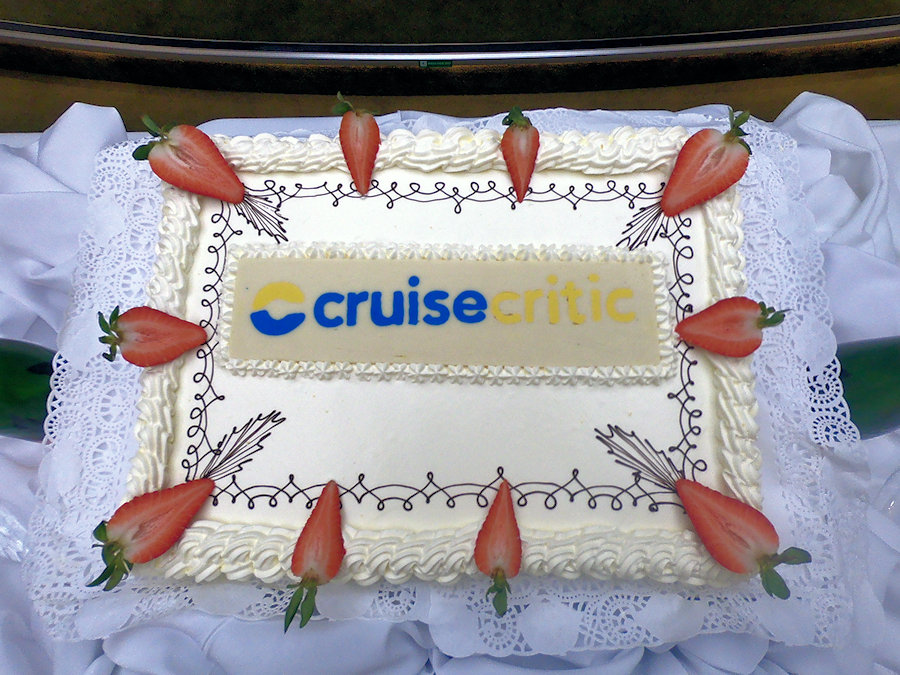 Cruise%20Critic%20Cake%20-%20GOPR0437.JPG