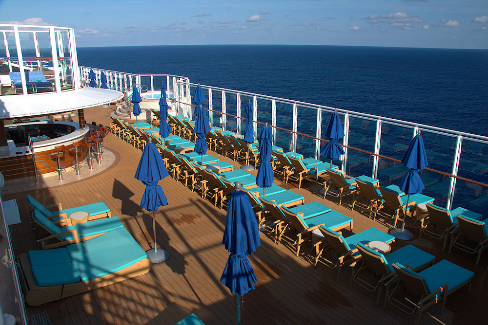 Norwegian Escape Haven Spa Suite Review with photos & videos - Cruise