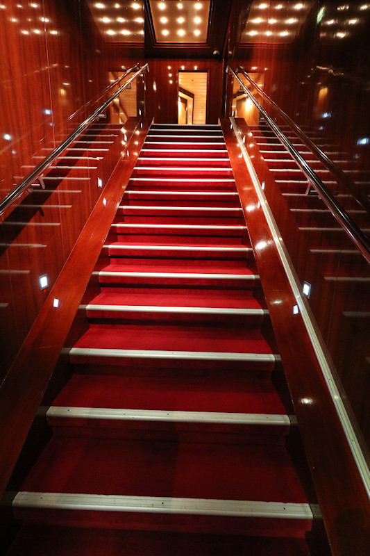 StairwayToDOS-IMG_5346.JPG
