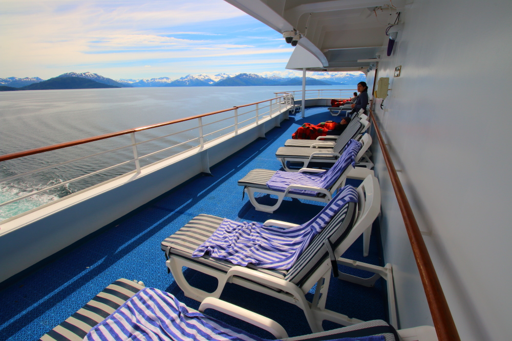 Coral Princess aft sun deck