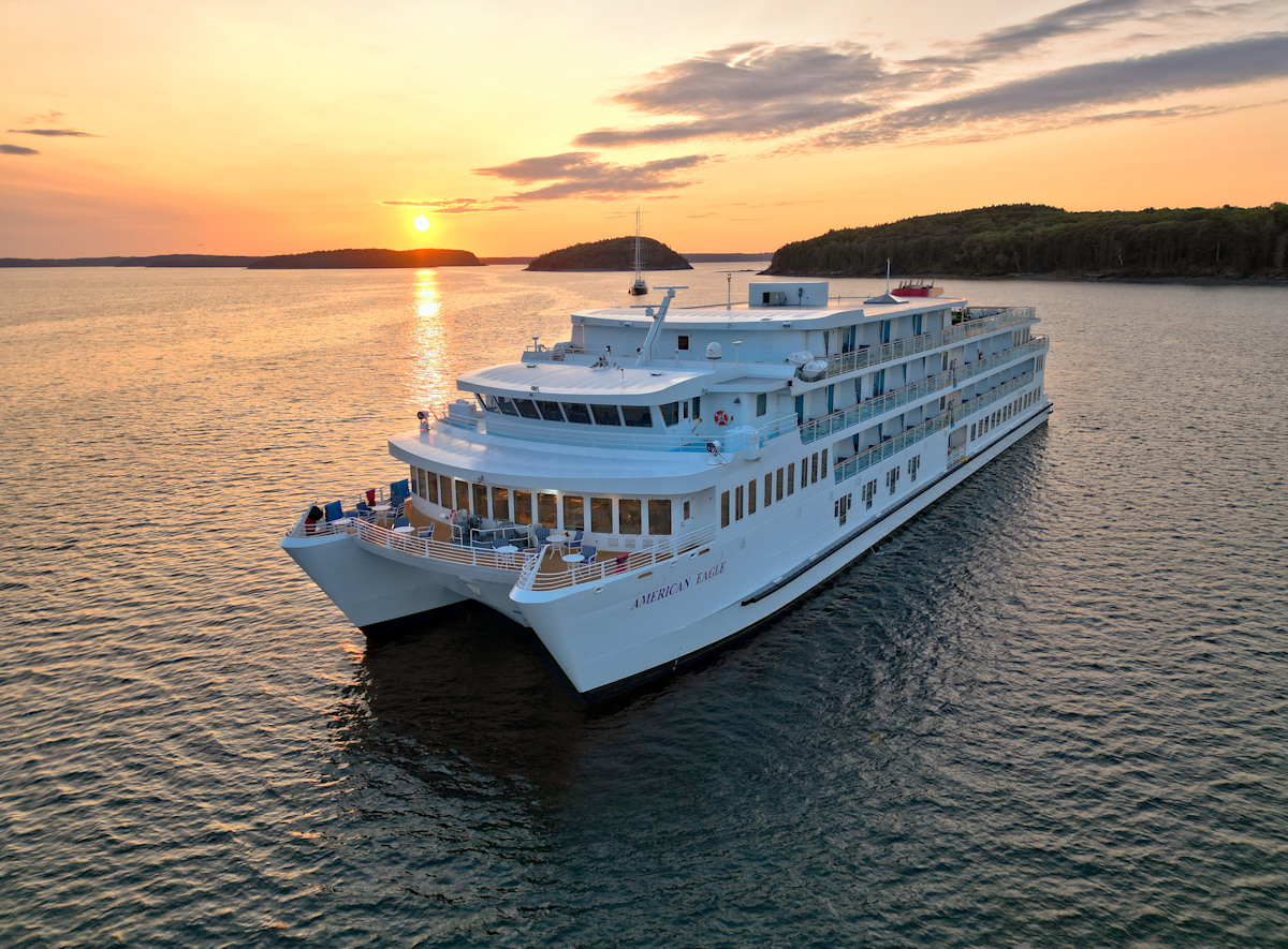 American Eagle at anchor in Bar Harbor, Maine