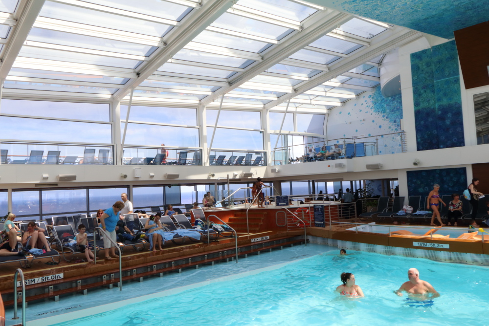 Anthem Of The Seas indoor pool