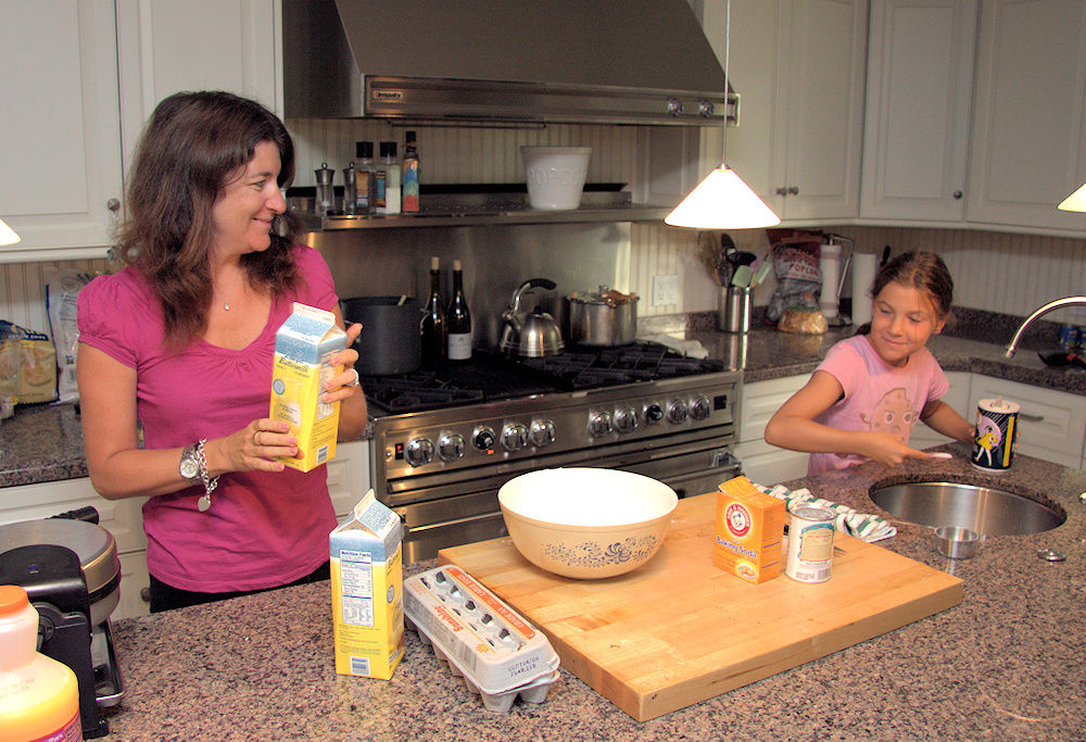 Jennifer Grove and Rachel Grove in the kitchen