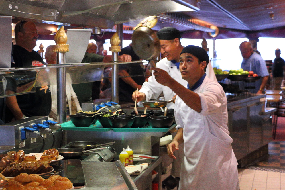 Ram omelet chef for Carnival