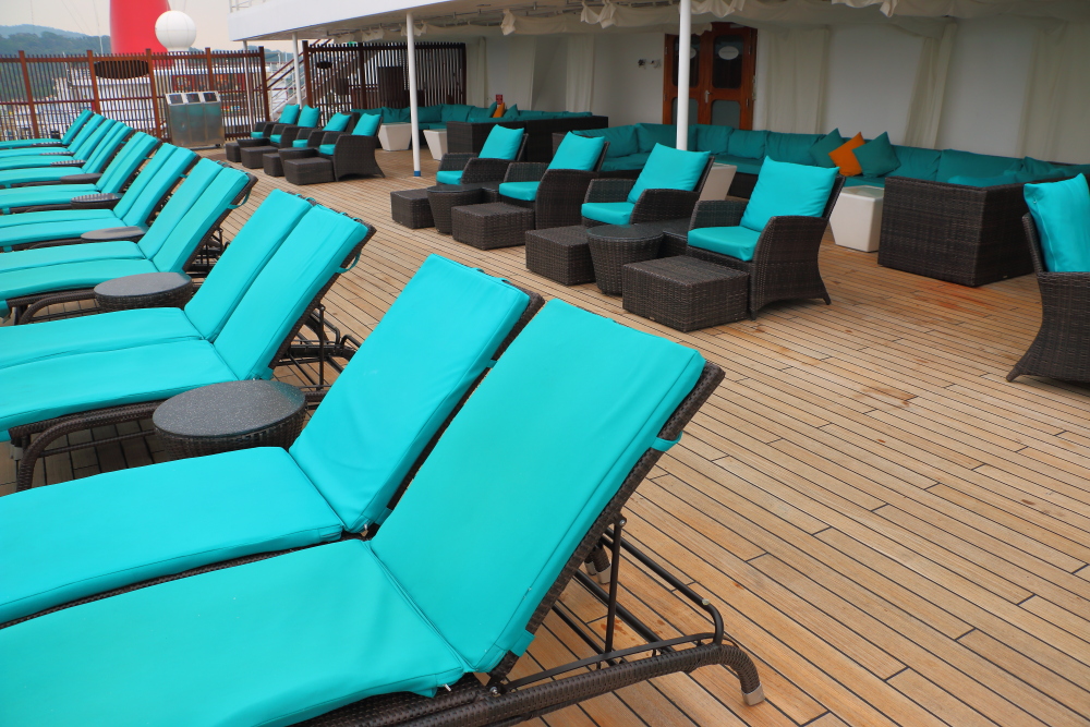 Carnival Glory serenity deck