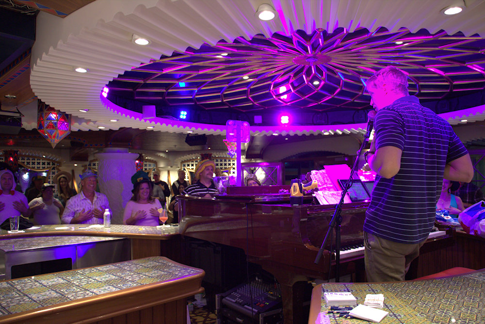 Carnival Miracle piano bar