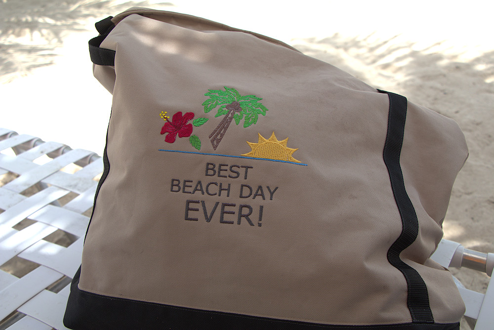 Kellyn Zimmerlin best day ever beach bag