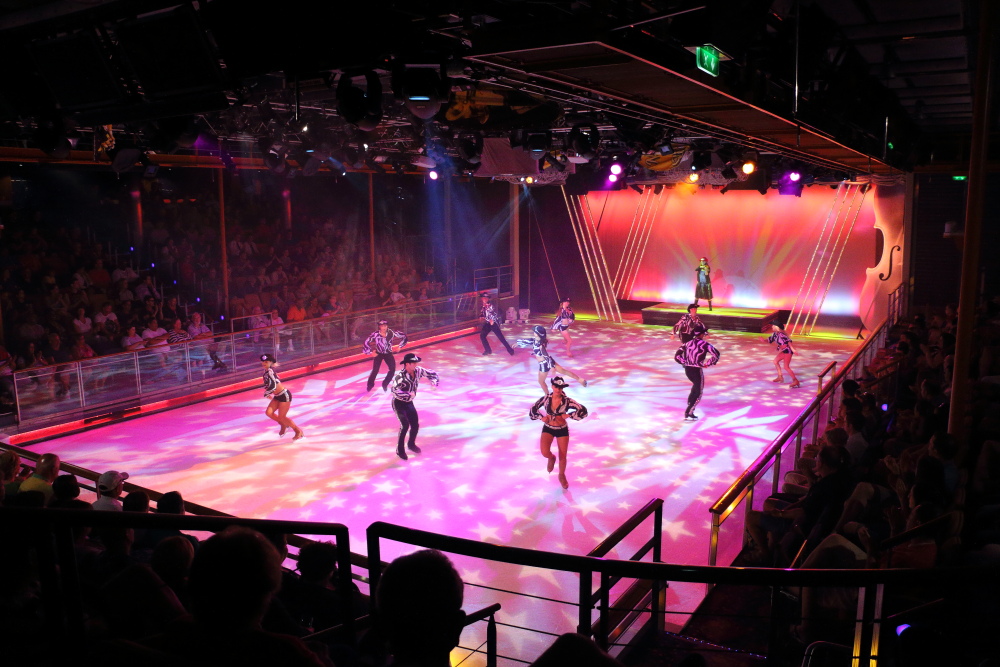 Independence Of The Seas studio B ice skating