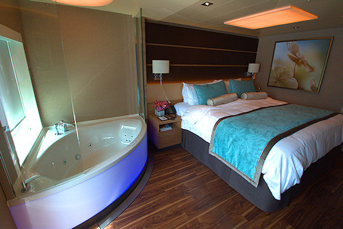 Norwegian Escape Haven Spa Suite