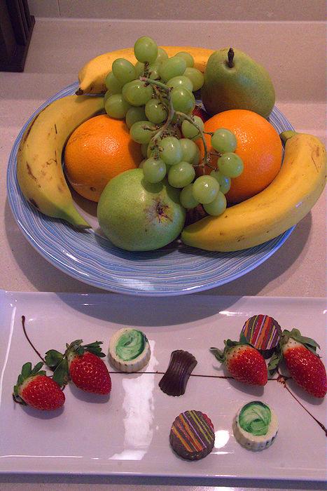 Norwegian Escape Haven fruit