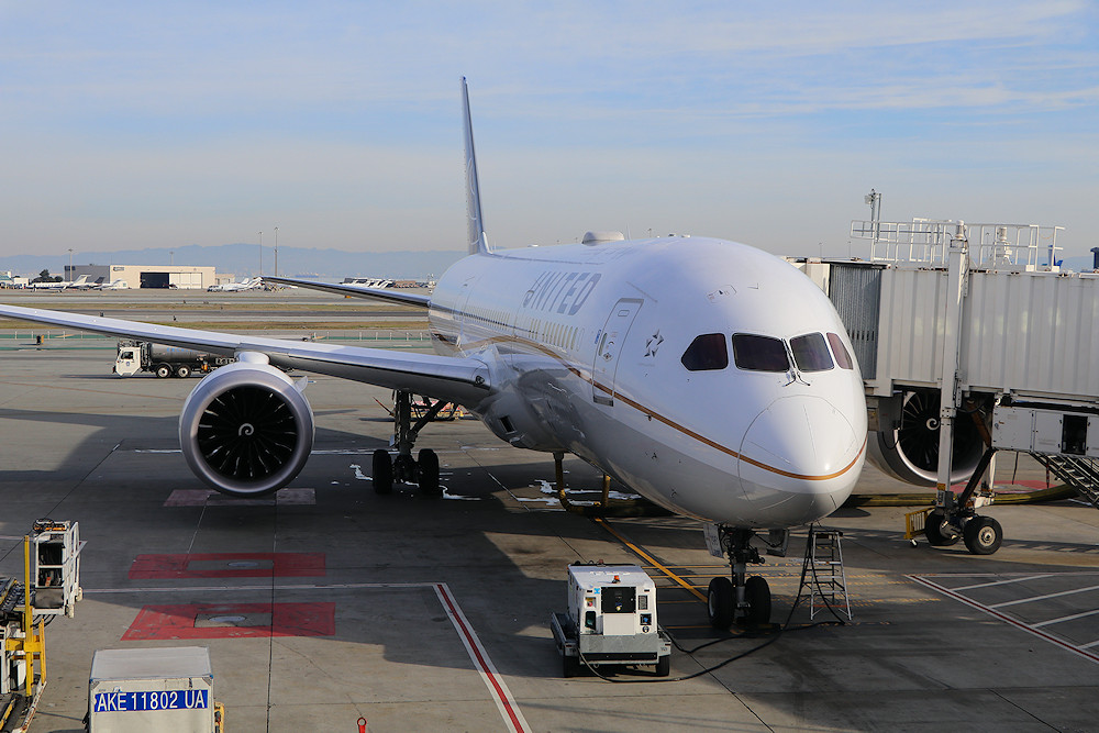 United Boeing 787 Dreamliner