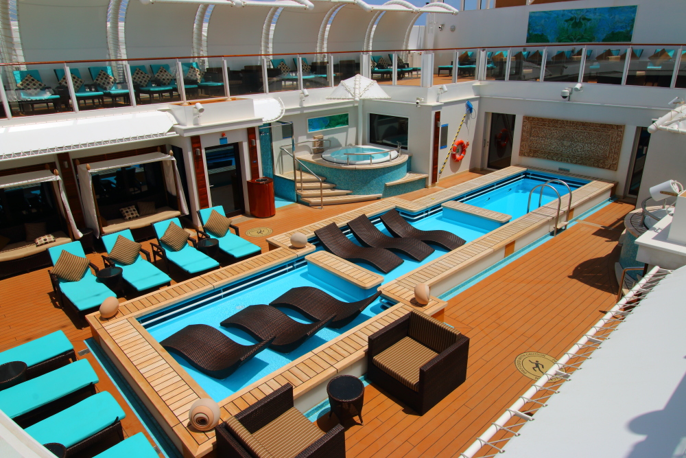 Norwegian Getaway Haven Courtyard