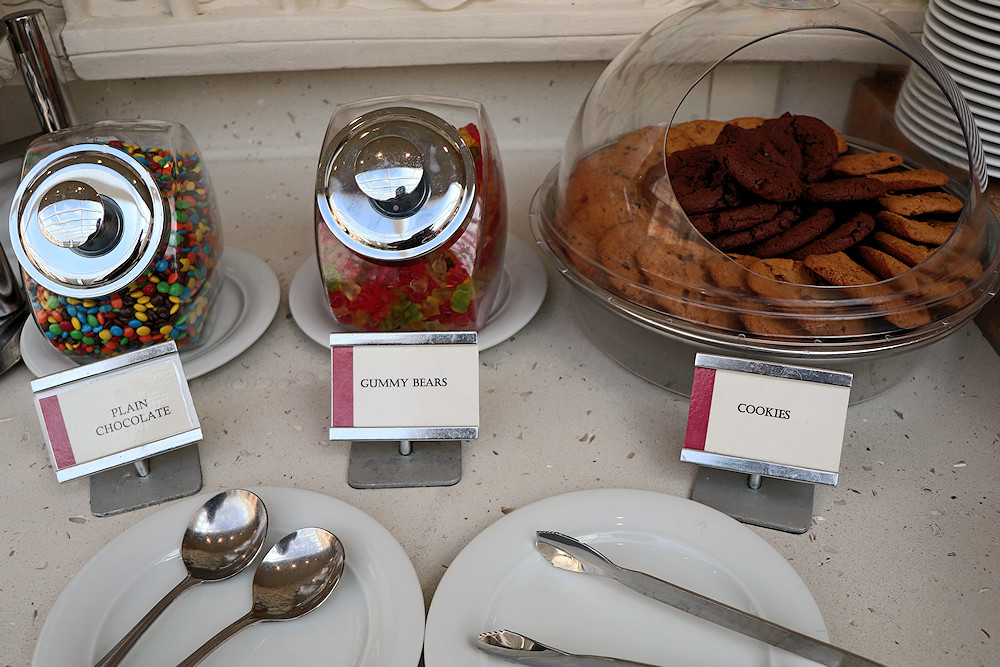 Haven courtyard snacks