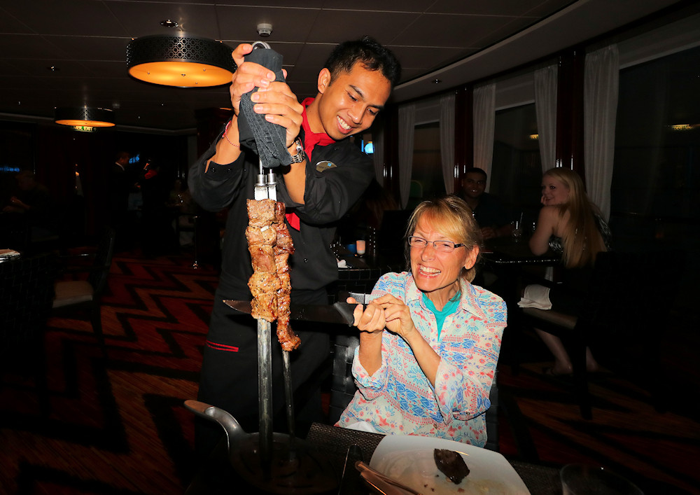 Norwegian Pearl Moderno Brazilian steakhouse