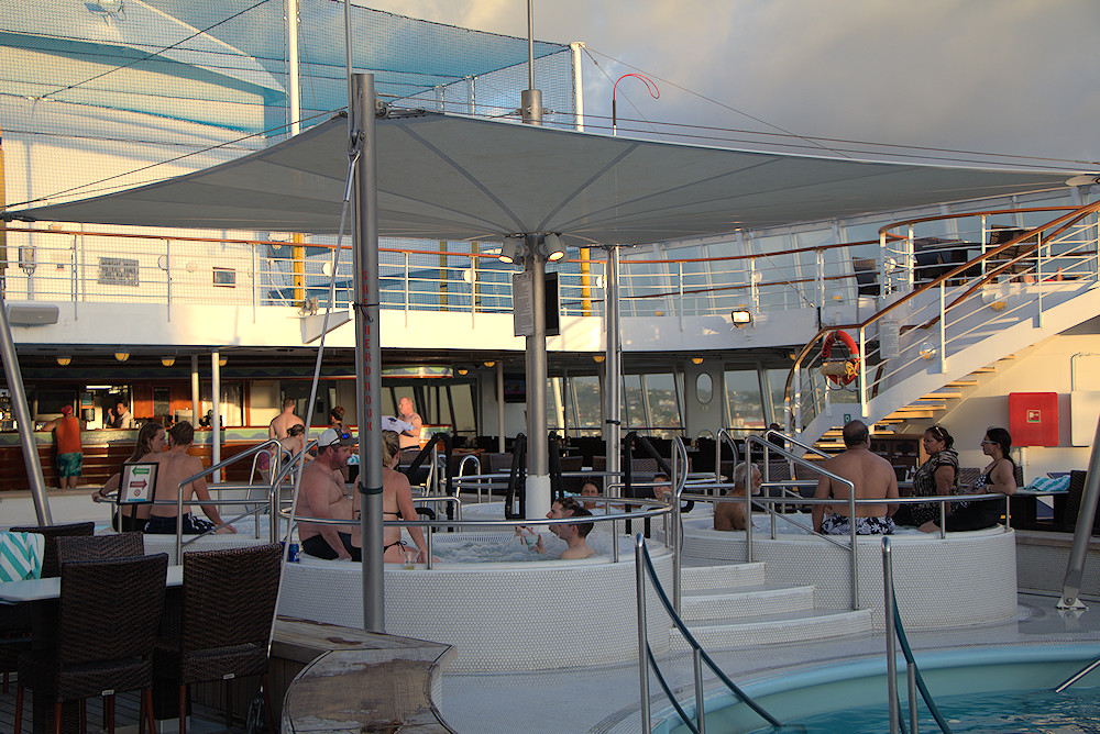 Norwegian Sky Jacuzzi whirlpool