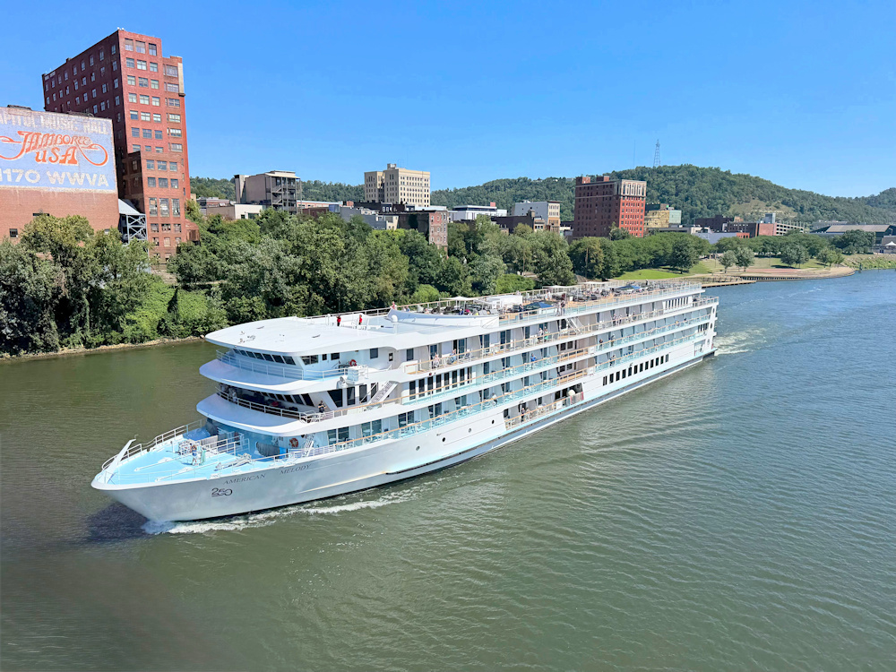 American Melody on the Ohio River in Wheeling West Virginia