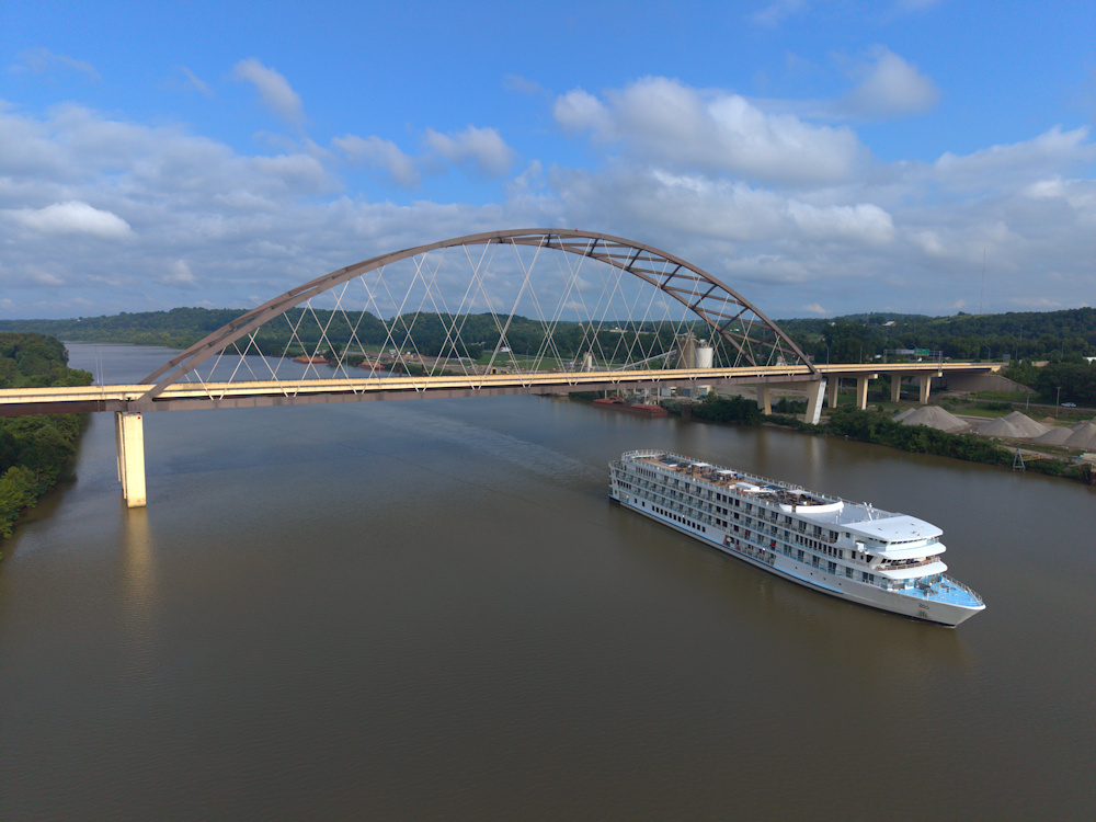 American Melody on the Ohio River