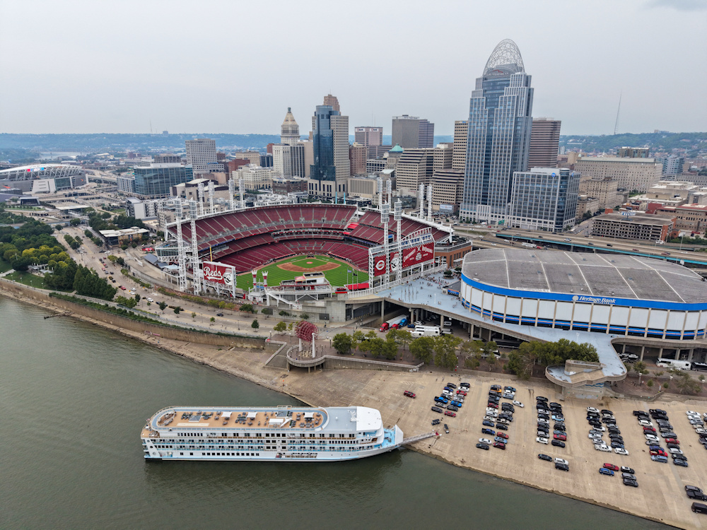 American Melody docked in Cincinnati