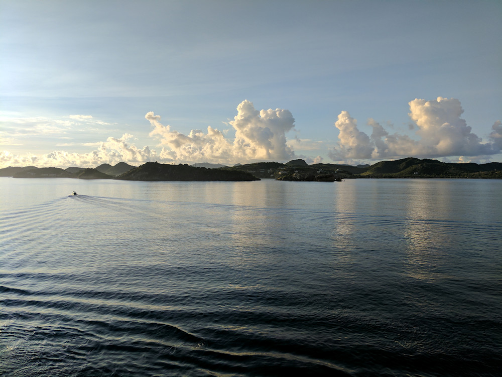 A beautiful morning in Antigua